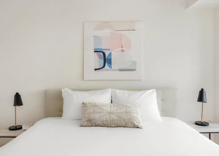 Kasa South Loop 4*