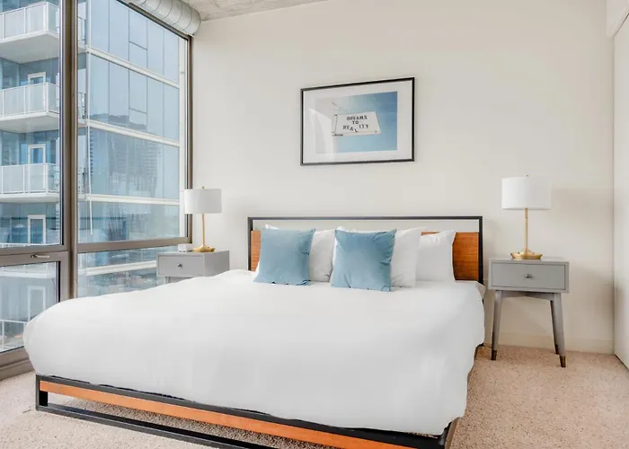 Aparthotel Kasa South Loop 4*