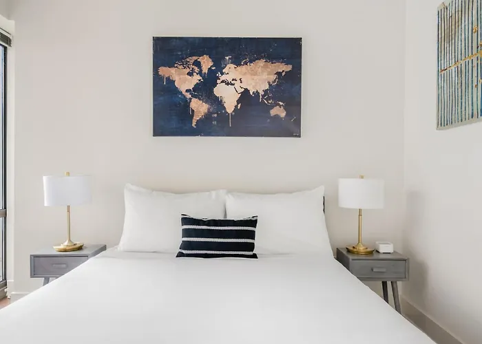 Kasa South Loop 4*