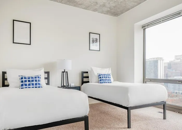 Kasa South Loop Aparthotel 4*