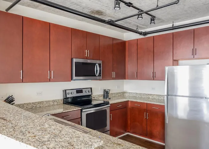 Kasa South Loop 4*